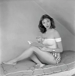 Lac092 Prints: Vikki Dougan