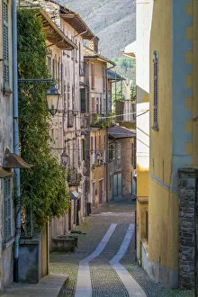 Images Dated 25th April 2016: The village of Orta San Giulio on Lake Orta, Italy