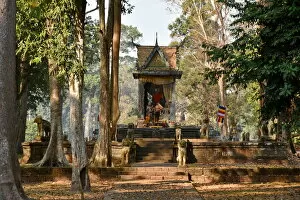 Images Dated 7th January 2016: Vimean Prampil Loveng temple at angkor Cambodia