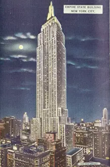 Vintage souvenir postcard, The Empire State Building, NYC, New York, ca 1944