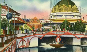 Vintage souvenir postcard, Luna Park, Coney Island Beach and Boardwalk, Brooklyn, New York City, 1944