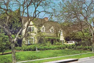 Vintage souvenir postcard, Shirley Jones Home, Homes of Movie and TV Stars, ca 1978