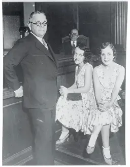 Violet and Daisy Hilton Speaking to Martin Arnold