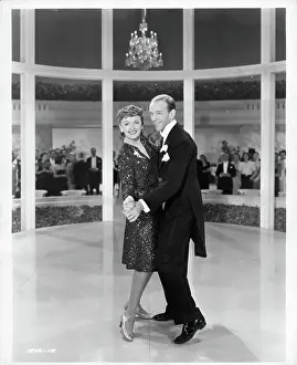 Lac0019 Prints: Virginia Dall And Fred Astaire In Holiday Inn