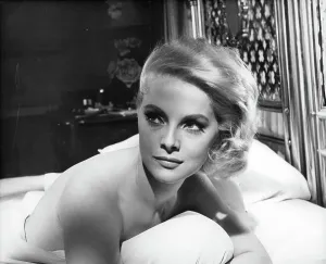 Lac0020 Prints: Virna Lisi In How To Murder Your Wife
