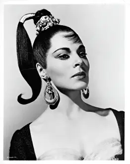 Viveca Lindfors In Moonfleet