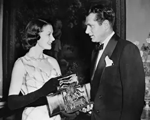 Vivien Leigh and Husband Sir Laurence Olivier with Trophy