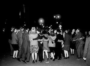 Landscape Back Prints: VJ Day