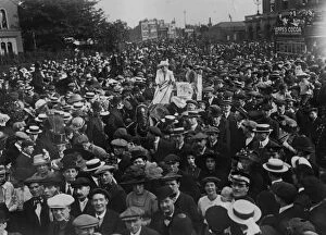 Women's Suffragettes Gallery: Votes For Women