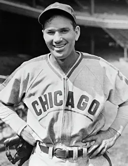 Waist Up Photo Of Dizzy Dean As Cub 1938
