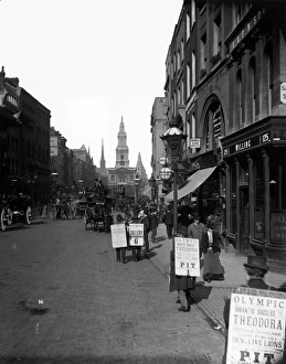 Lamppost Gallery: Walking Advertisement