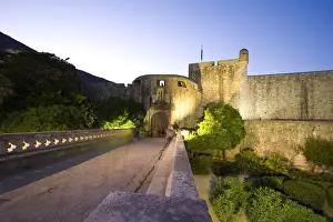 Dubrovnik Prints: Walled city of Dubrovnik, Southeastern tip of Croatia, Eastern Europe