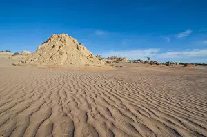 Walls of China, a series of lunettes, Mungo National Park, Willandra Lakes Region, New South Wales, Australia