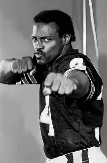 Entertainment Prints: Walter Payton of The Chicago Bears filming the Super Bowl Shuffle at the Bears Training Camp in Lake Forest