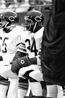 Sideline Prints: Walter Payton Seated on Sidelines