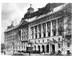 Lac0049 Prints: The War Ministry In Vienna, Austria