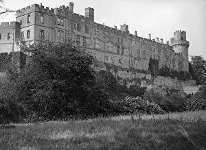 Landscape Europe T Prints: Warwick Castle