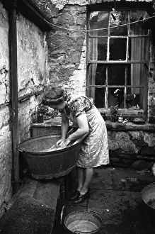 Washing Line Prints: Wash Tub