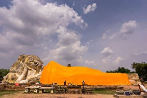 Images Dated 8th May 2015: Wat Lokayasutharam