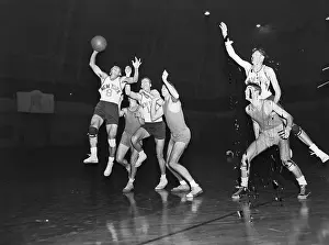 Wat Misaka of the New York Knickerbockers