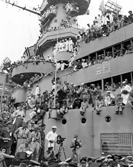 Arc0008315 Prints: Watching The Japanese Surrender