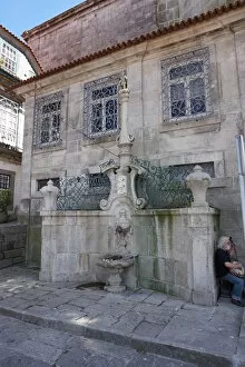 Images Dated 21st July 2015: Water fountain near Se Cathedral of Porto, Portugal