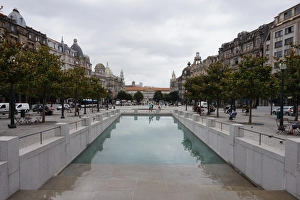 Images Dated 21st July 2015: Water Object, City Centre of Porto, Portugal