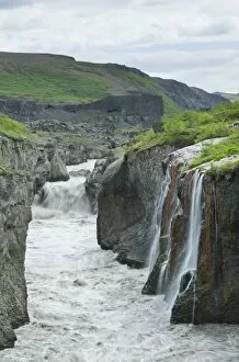 Images Dated 14th July 2011: Waterfall of the Joekulsa a Fjoellum river, Holmatungur, Joekulsargljufur National Park, Iceland