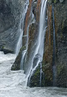Images Dated 14th July 2011: Waterfall of the Joekulsa a Fjoellum river, Holmatungur, Joekulsargljufur National Park, Iceland