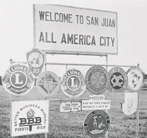 Welcome Sign in San Juan