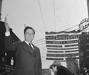 Willkie Prints: Wendell L. Wilkie Campaigning under Roosevelt's Banner