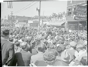 Willkie Prints: Wendell Willkie Addressing Crowds of Supporters