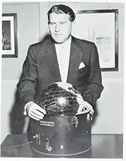 Huntsville Prints: Wernher von Braun with His Invention