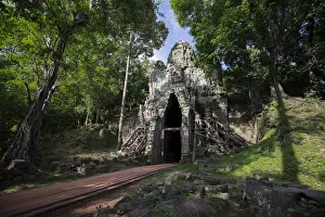 Angkor, South-East Asia Gallery: West Gate of Angkor Thom