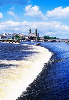 Co Westmeath, Athlone and the River Shannon, Ireland