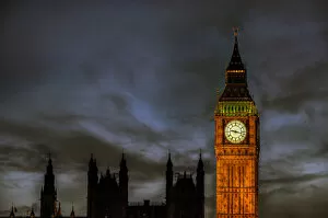 Angle Gallery: Westminster By Night Bus