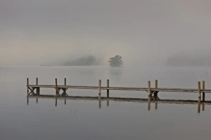 Images Dated 30th September 2011: Wharf in the fog on Lake Staffelsee with the island of Woerth near Seehausen, Murnau