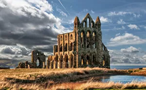 Images Dated 2nd January 2014: Whitby Abbey
