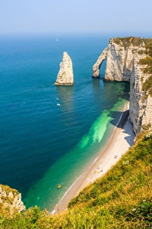 Rock Face Gallery: White cliffs, natural bridge and needle, Etretat