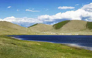 Images Dated 17th June 2013: White Lake, Terkhiin Tsagaan Nuur, North Steppe, Arkhangai Aimag, Mongolia