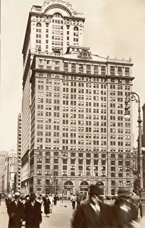Lamppost Gallery: Whitehall Building Complex In New York