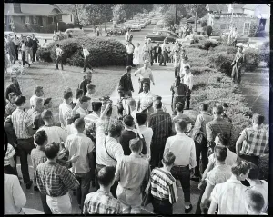 Little Rock Prints: Whites Stop Blacks From Entering School