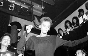 Whitney Houston Performing In NY