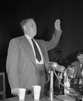 Espionage Prints: Whittaker Chambers Raising Right Hand at Hearing