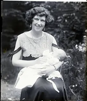 Worcester Prints: Wife Of Baseball Player Ryan W/Baby