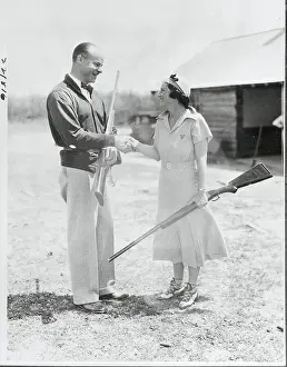Pinehurst Prints: Wife Congratulating Husband After Contest