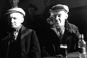 Lighting Effect Prints: Wigan Drinkers