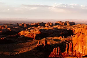Francesco Riccardo Iacomino Travel Photography Gallery: Wild West, Monument Valley from the Hunts Mesa at sunset. Utah - Arizona border