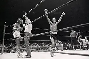 Puerto Rican Prints: Wilfred Benitez with Arms Raised in Ring