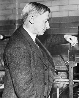 William D. Harkins, H-Bomb Scientist, Dies